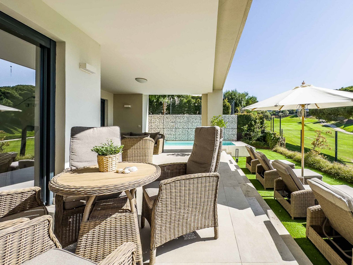 22d72f63d84eb6ec4a2eae8b241fc1f7 - 20