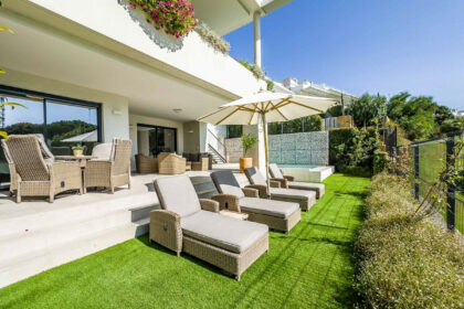 22d72f63d84eb6ec4a2eae8b241fc1f7 - 21