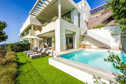 22d72f63d84eb6ec4a2eae8b241fc1f7 - 25