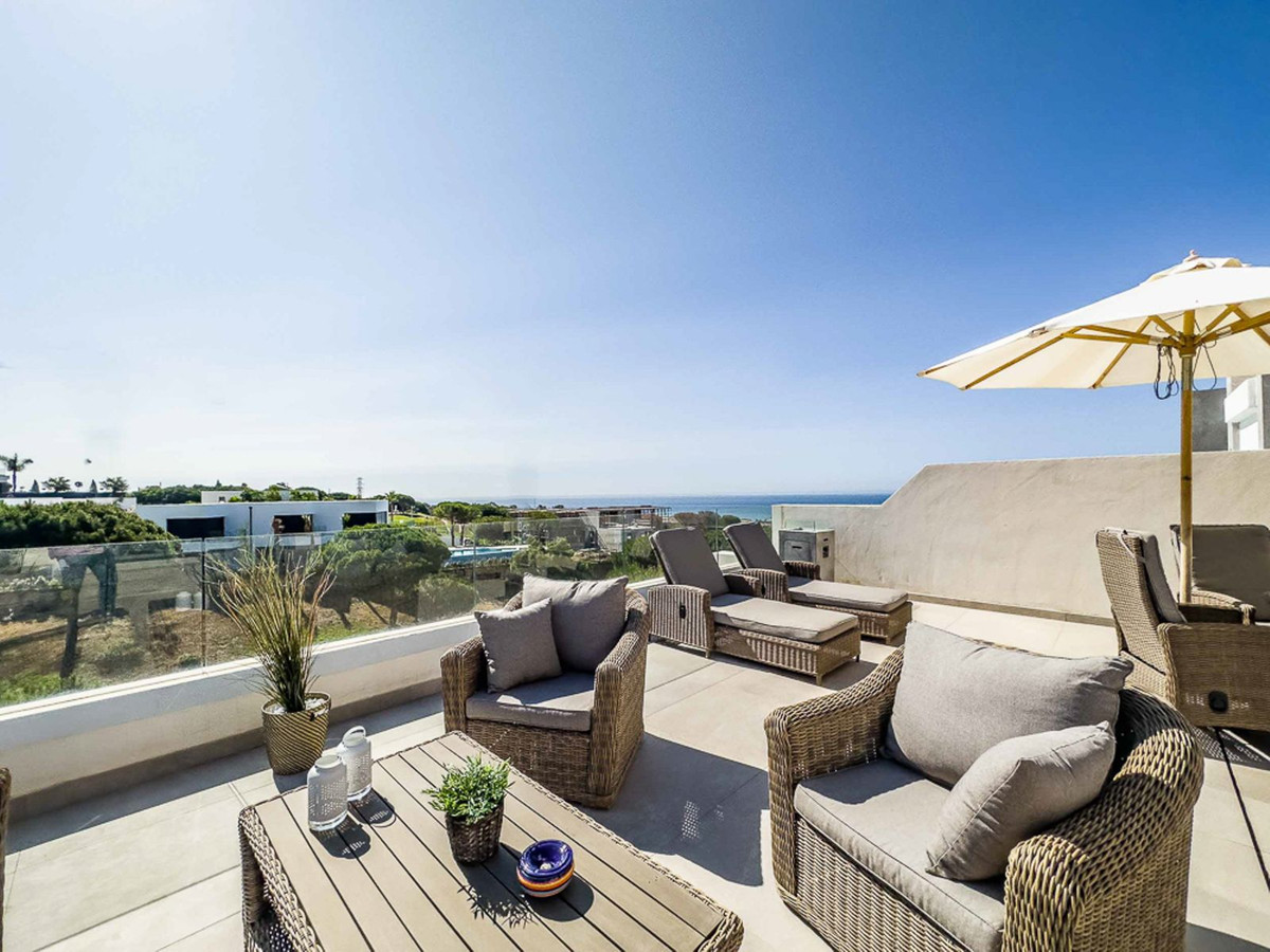 22d72f63d84eb6ec4a2eae8b241fc1f7 - 33