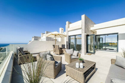 22d72f63d84eb6ec4a2eae8b241fc1f7 - 34