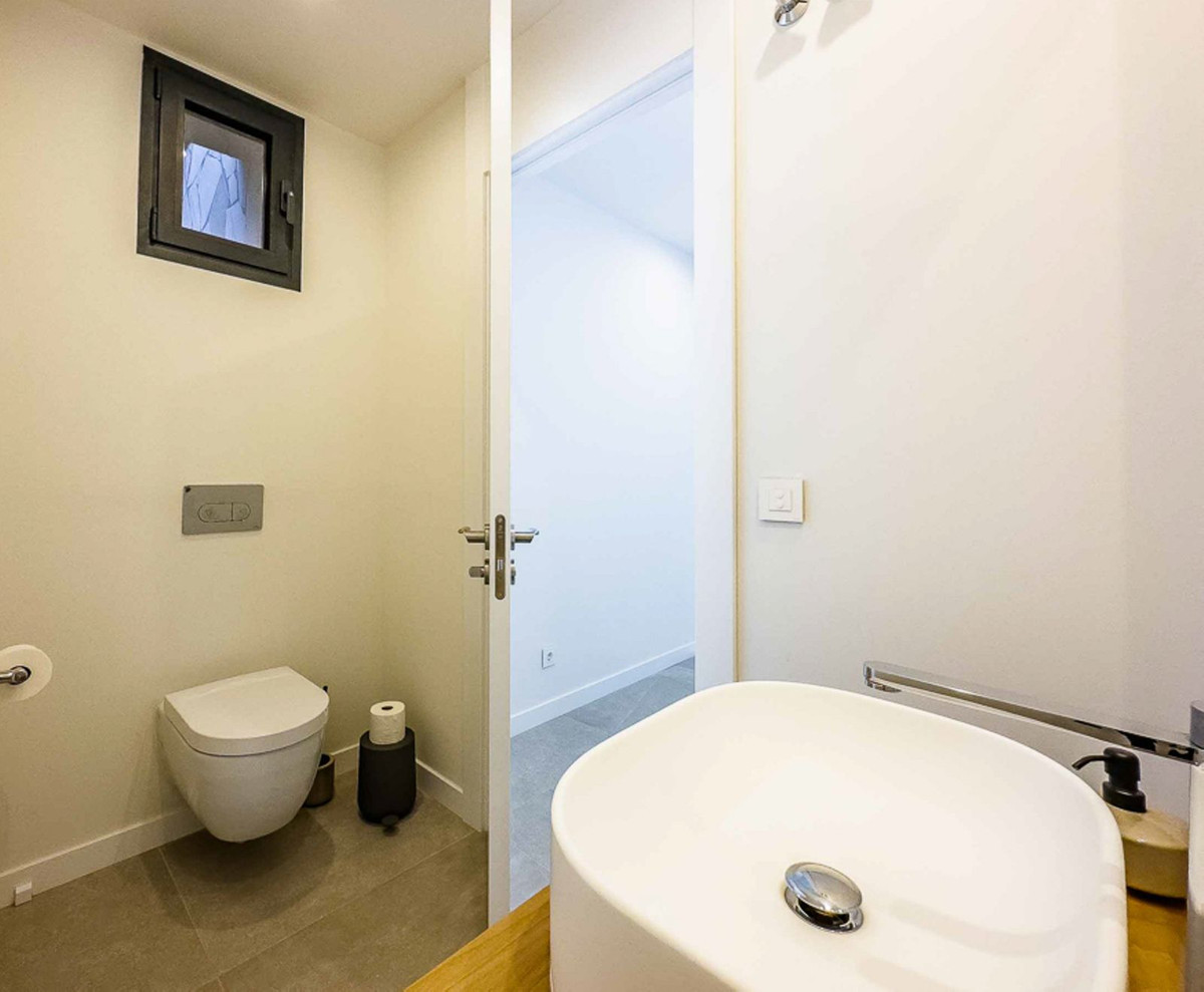 22d72f63d84eb6ec4a2eae8b241fc1f7 - 4