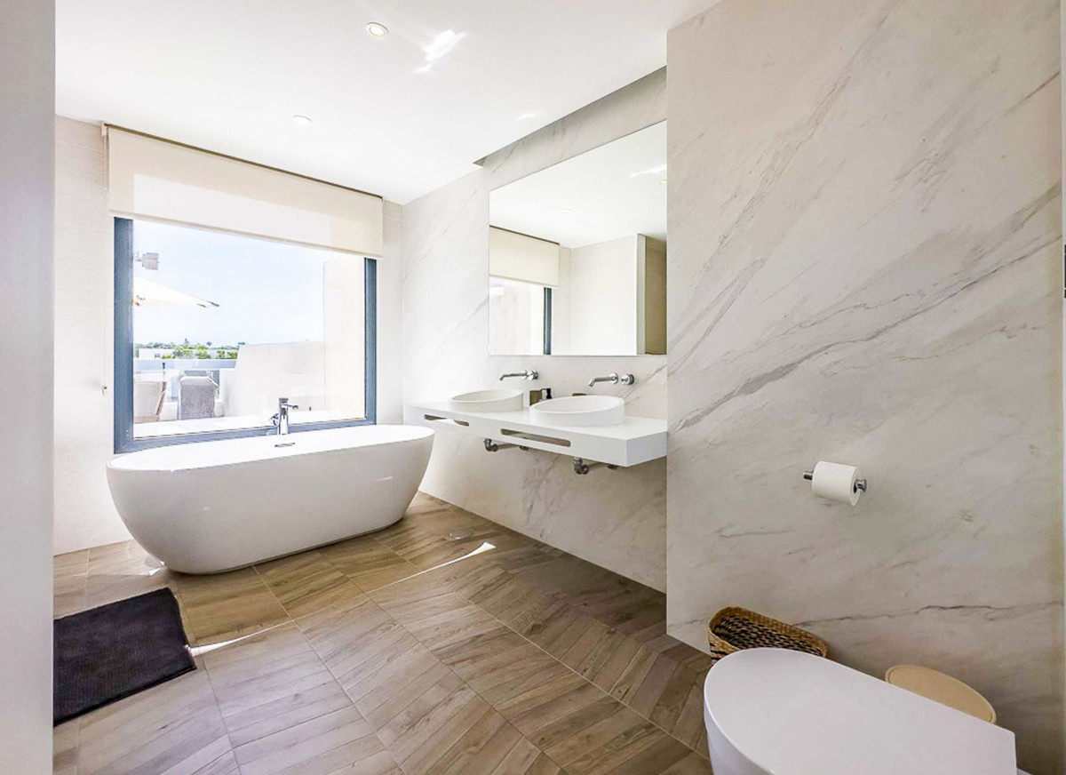 22d72f63d84eb6ec4a2eae8b241fc1f7 - 40