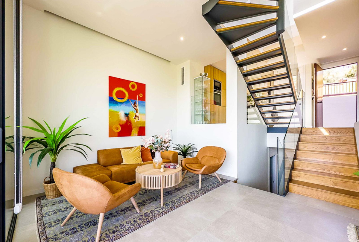 22d72f63d84eb6ec4a2eae8b241fc1f7 - 43