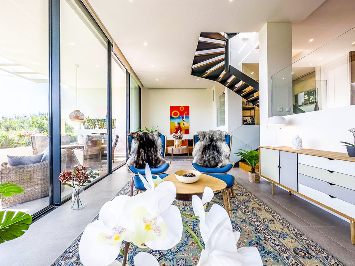 22d72f63d84eb6ec4a2eae8b241fc1f7 - 46