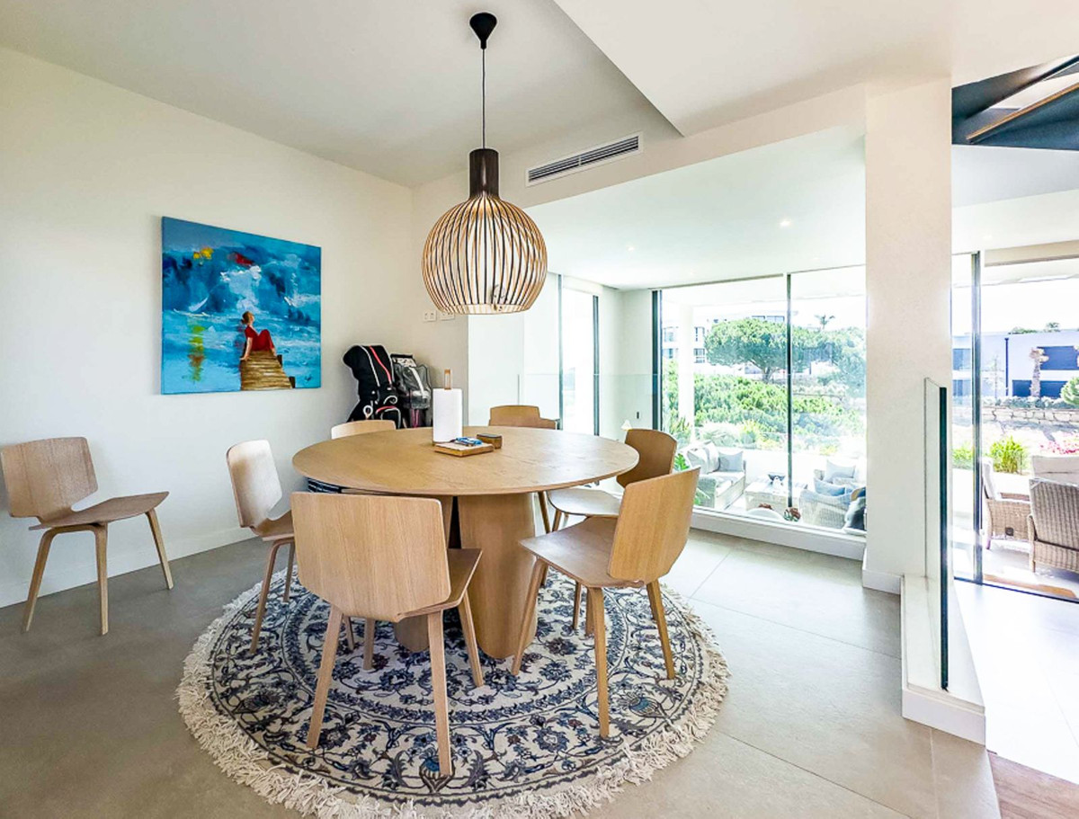 22d72f63d84eb6ec4a2eae8b241fc1f7 - 49