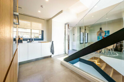 22d72f63d84eb6ec4a2eae8b241fc1f7 - 53