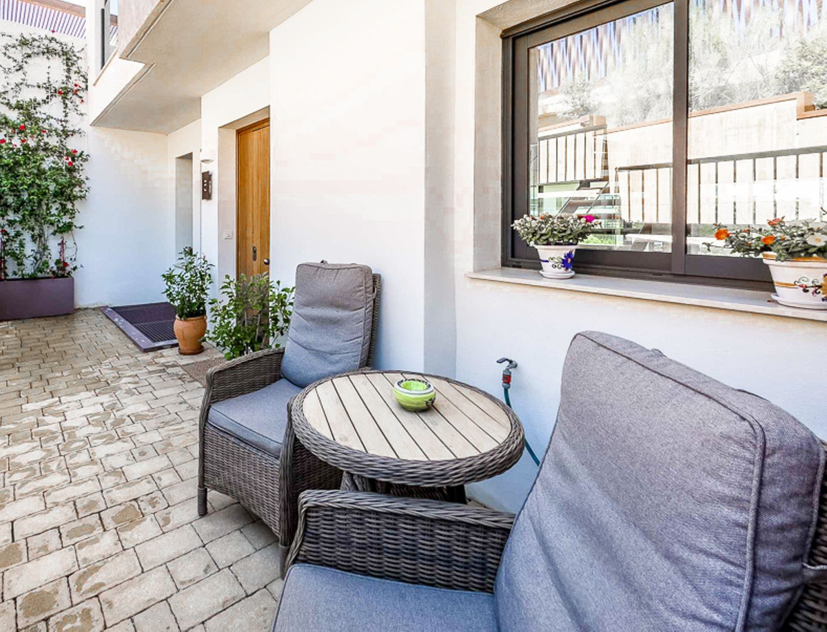 22d72f63d84eb6ec4a2eae8b241fc1f7 - 56