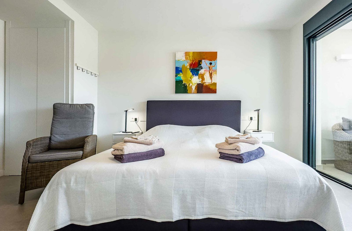 22d72f63d84eb6ec4a2eae8b241fc1f7 - 6