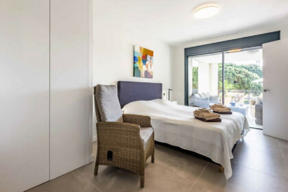 22d72f63d84eb6ec4a2eae8b241fc1f7 - 7