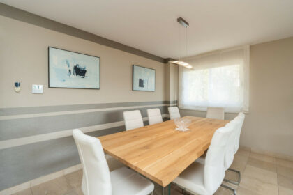 233e6abc9bd7d6fe5fc01d05333e9110 - 26