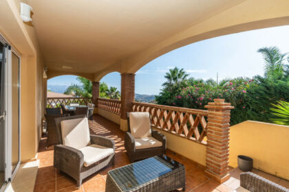 233e6abc9bd7d6fe5fc01d05333e9110 - 30