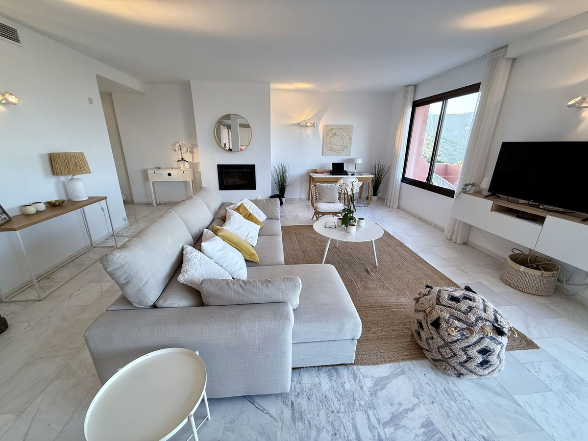 23654d91753d5489b1e953d415d1cb62 - 1