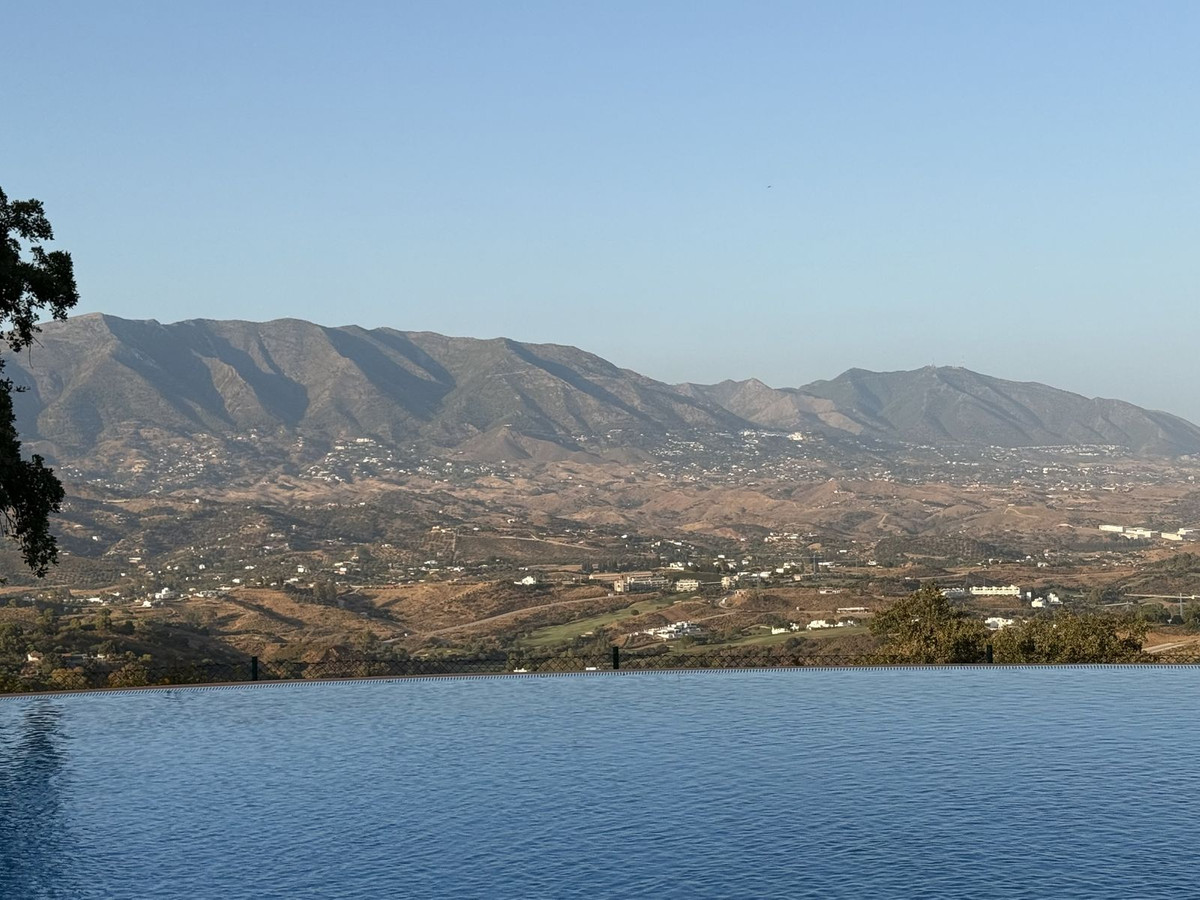 23654d91753d5489b1e953d415d1cb62 - 21