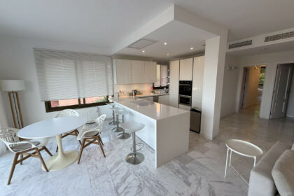 23654d91753d5489b1e953d415d1cb62 - 4