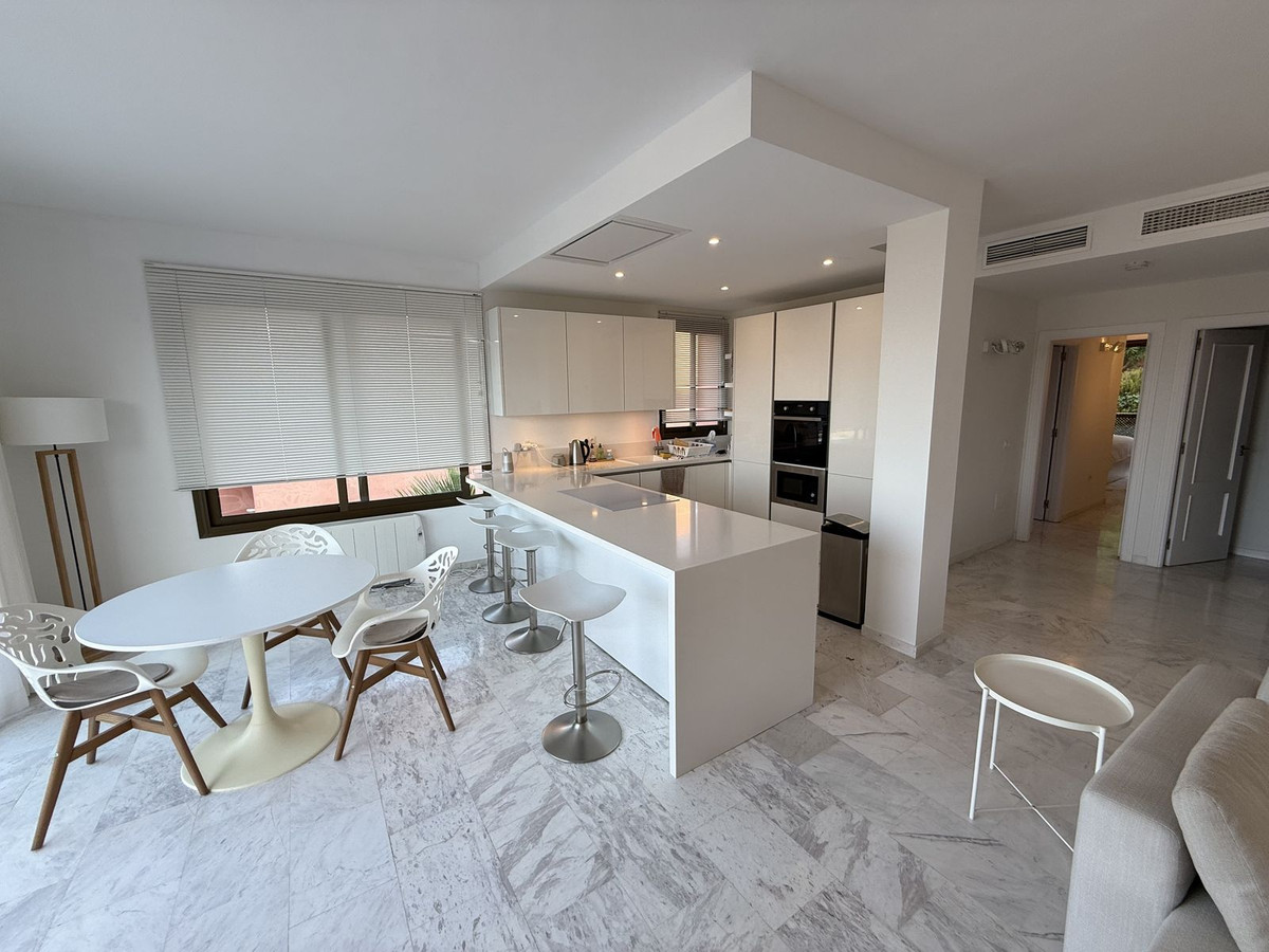 23654d91753d5489b1e953d415d1cb62 - 4