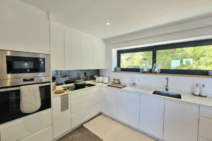 241e8883fb5715f4cdef1ed02a0c13e9 - 17