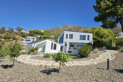 241e8883fb5715f4cdef1ed02a0c13e9 - 2