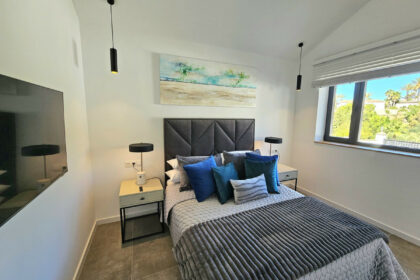 241e8883fb5715f4cdef1ed02a0c13e9 - 33