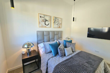 241e8883fb5715f4cdef1ed02a0c13e9 - 39