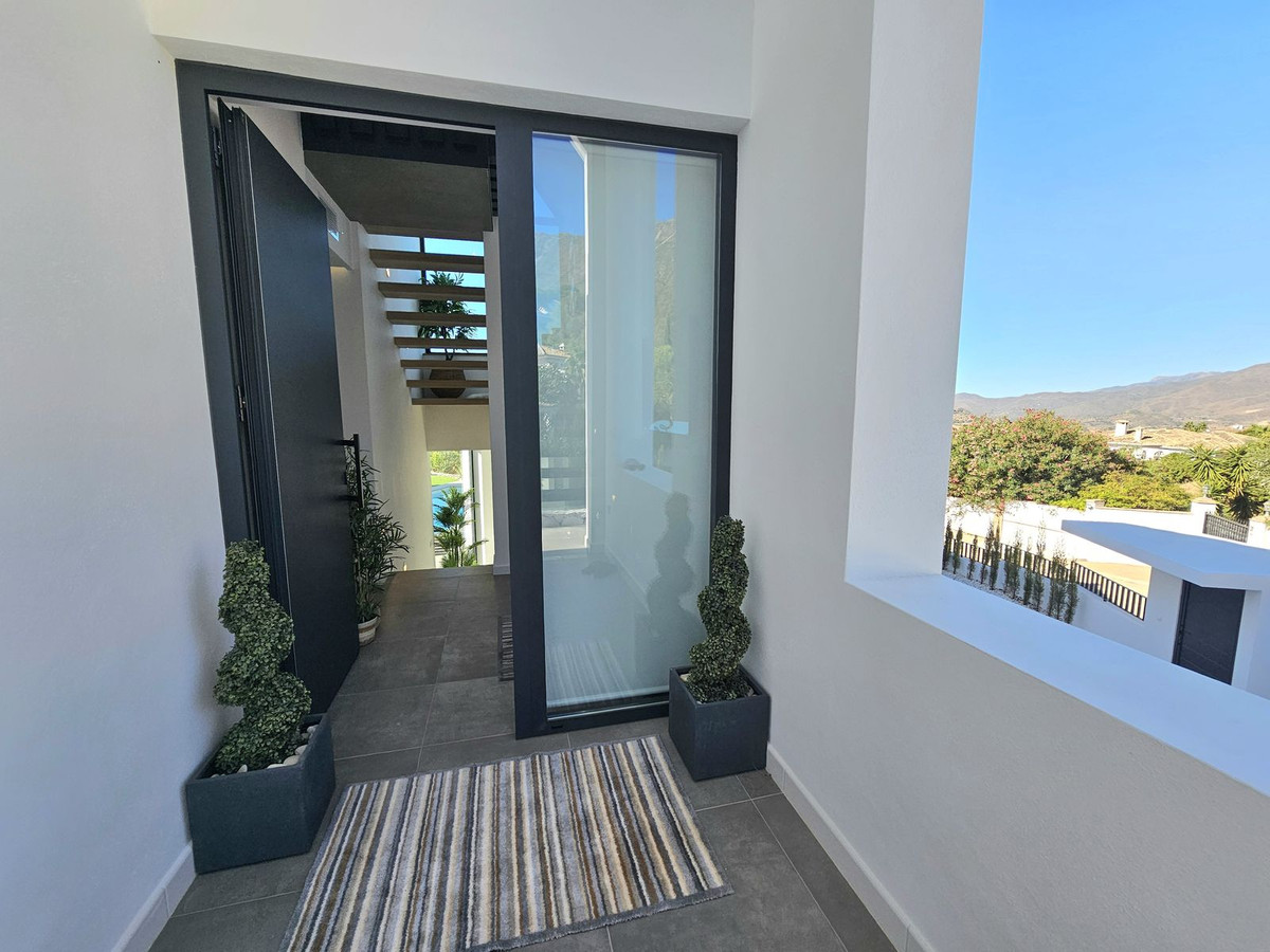 241e8883fb5715f4cdef1ed02a0c13e9 - 4