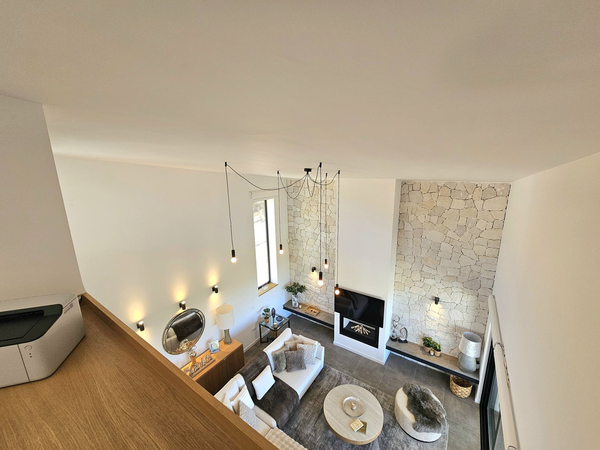 241e8883fb5715f4cdef1ed02a0c13e9 - 51