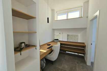 241e8883fb5715f4cdef1ed02a0c13e9 - 52