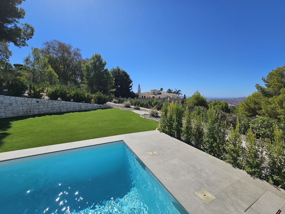 241e8883fb5715f4cdef1ed02a0c13e9 - 70