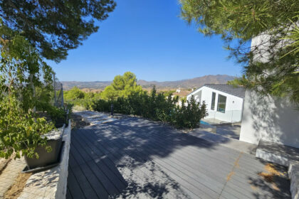 241e8883fb5715f4cdef1ed02a0c13e9 - 74