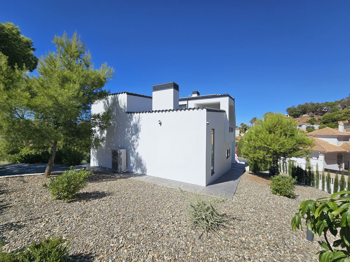 241e8883fb5715f4cdef1ed02a0c13e9 - 75