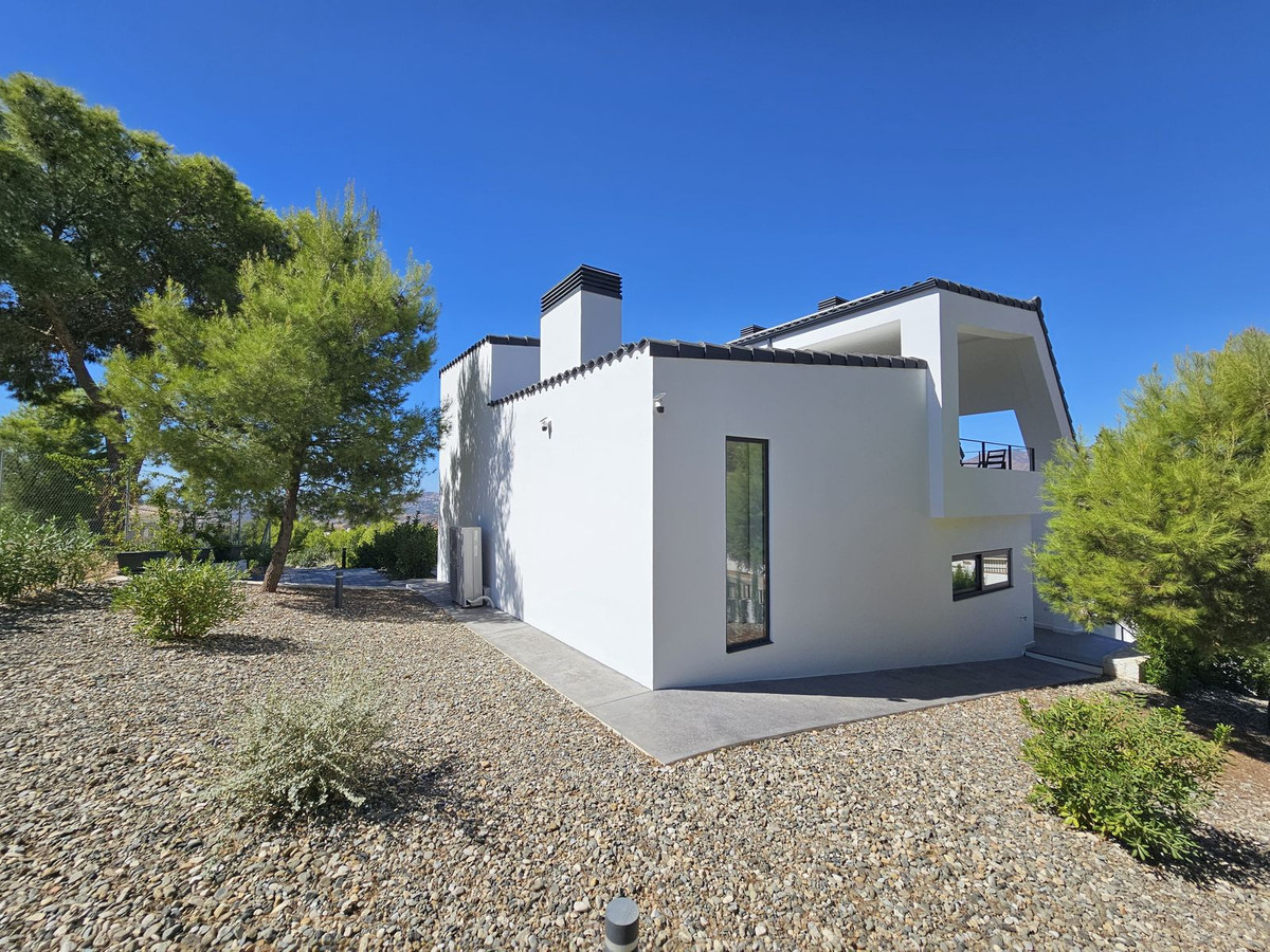 241e8883fb5715f4cdef1ed02a0c13e9 - 77