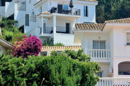 2461227ce3ae5d0638a8f400edc3ebfc - 30