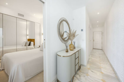 249a2ec33237dcb227d7d35de5142992 - 18