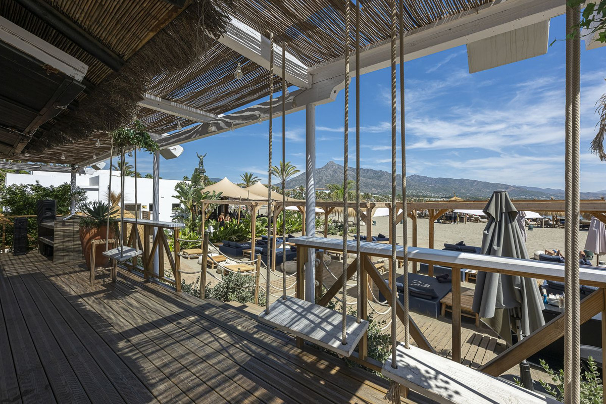 249a2ec33237dcb227d7d35de5142992 - 34