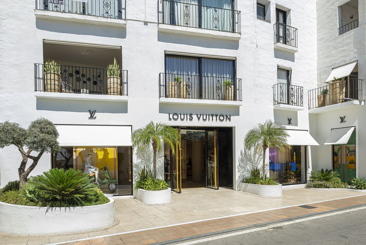 249a2ec33237dcb227d7d35de5142992 - 39