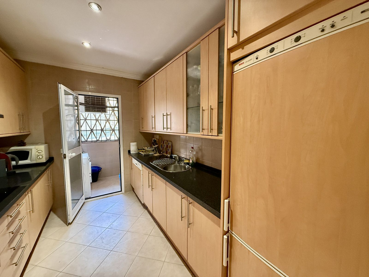 24a17bd7e2e3f2e0c51b2dfef5e29333 - 17