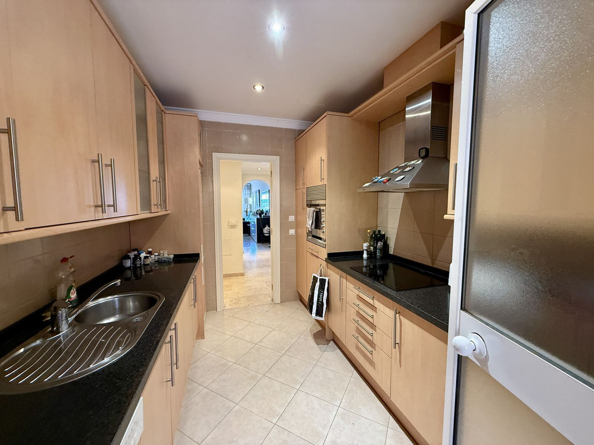 24a17bd7e2e3f2e0c51b2dfef5e29333 - 19