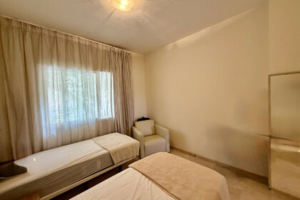 24a17bd7e2e3f2e0c51b2dfef5e29333 - 20