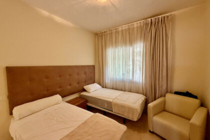 24a17bd7e2e3f2e0c51b2dfef5e29333 - 21