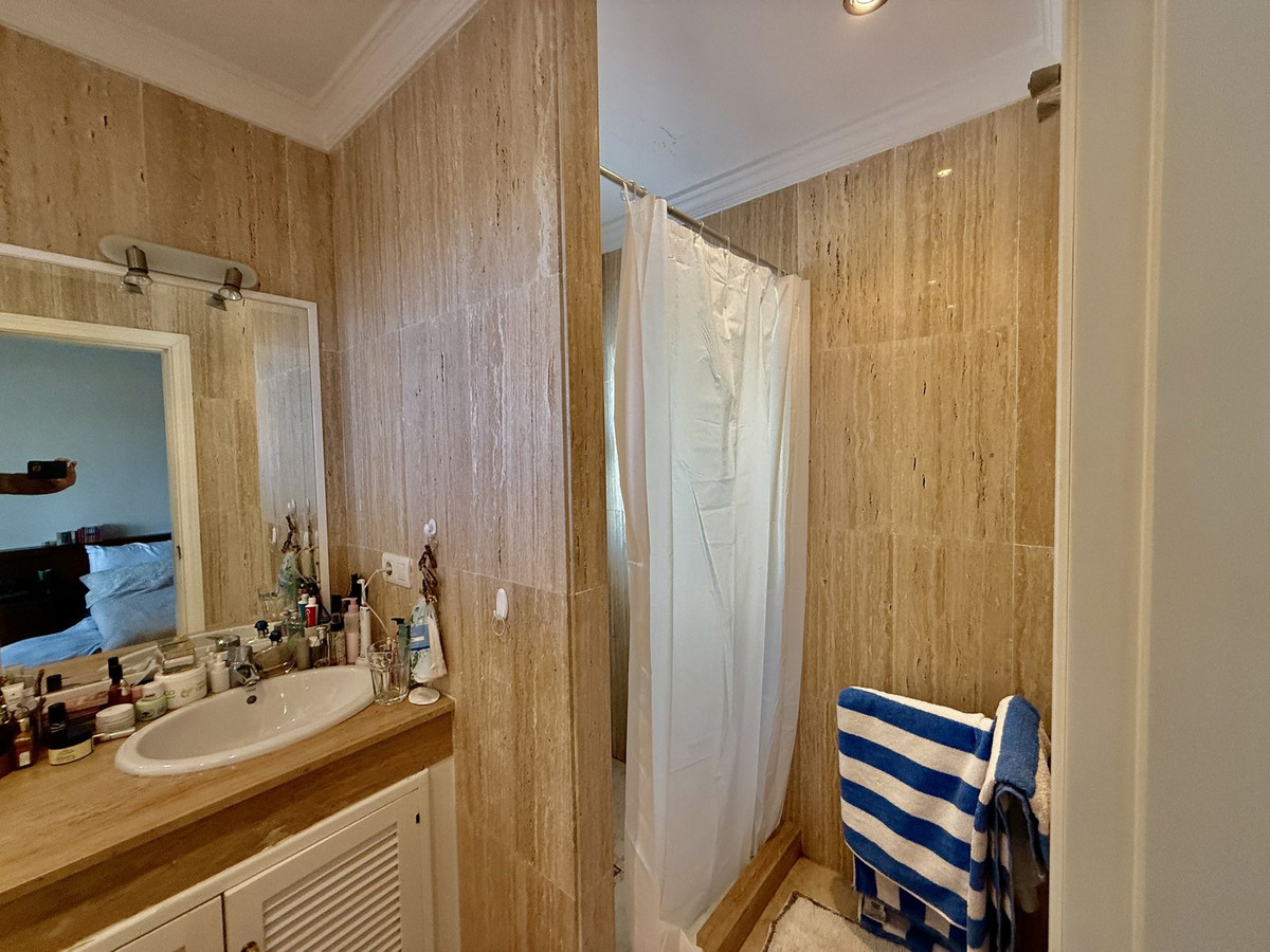 24a17bd7e2e3f2e0c51b2dfef5e29333 - 28