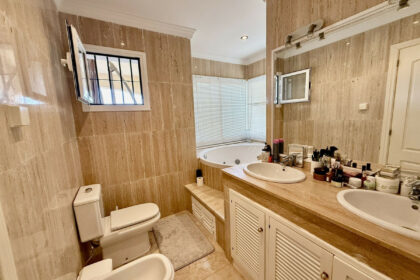 24a17bd7e2e3f2e0c51b2dfef5e29333 - 29