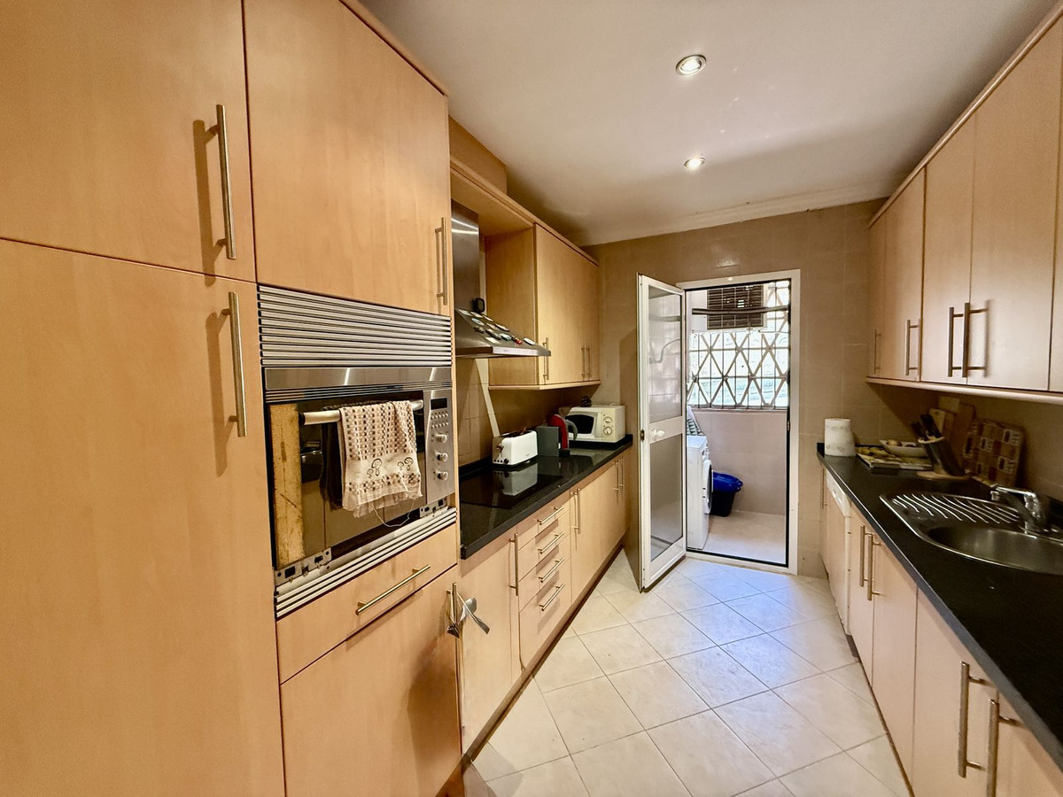 24a17bd7e2e3f2e0c51b2dfef5e29333 - 3