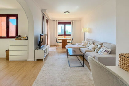 24b25517fd28f63de13d9fd2a1f5f648 - 2