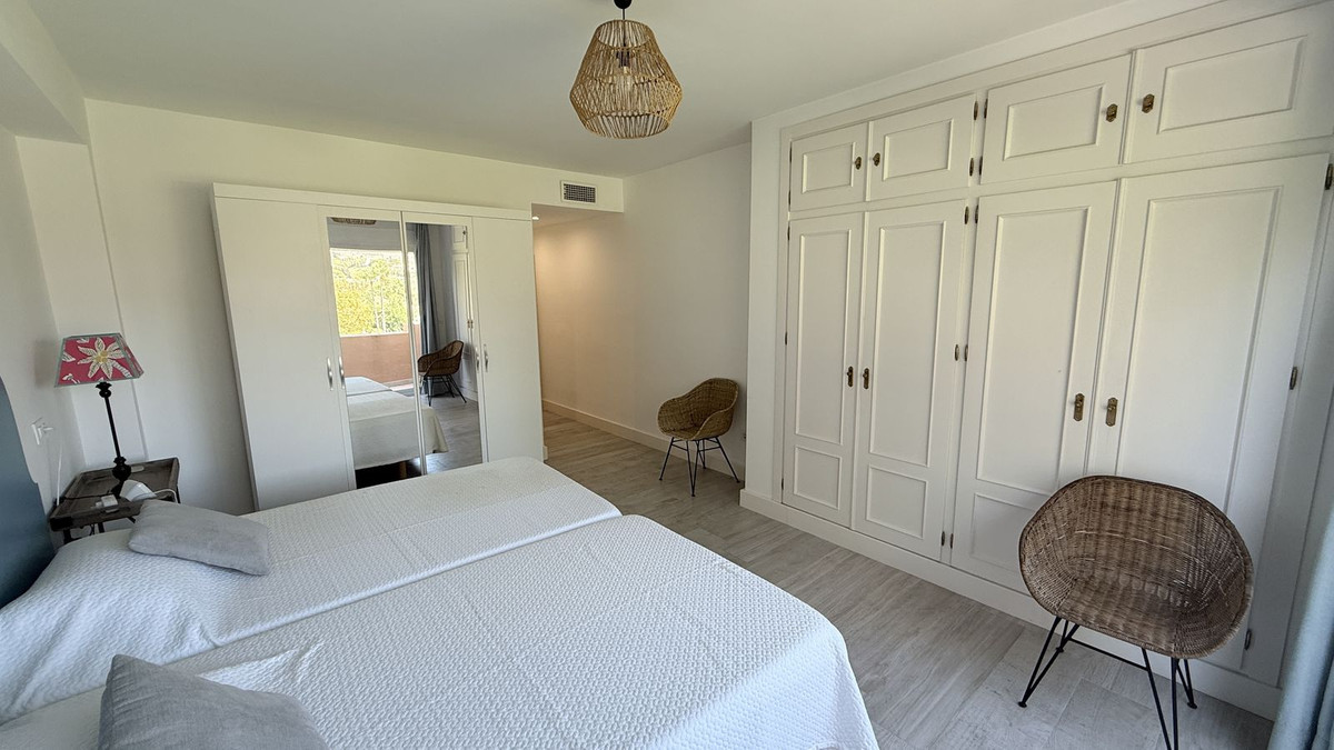 250a4f20421b4f2f99e35330966407b0 - 19