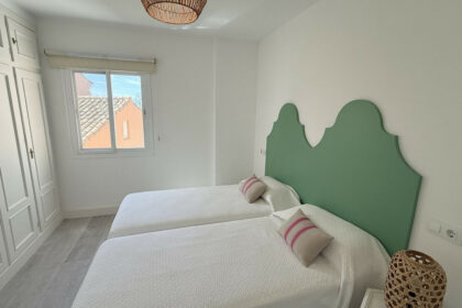 250a4f20421b4f2f99e35330966407b0 - 20