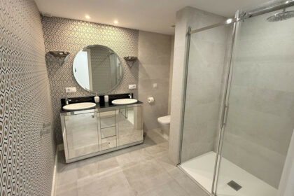 250a4f20421b4f2f99e35330966407b0 - 23