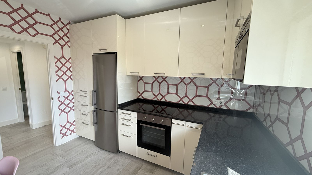 250a4f20421b4f2f99e35330966407b0 - 27