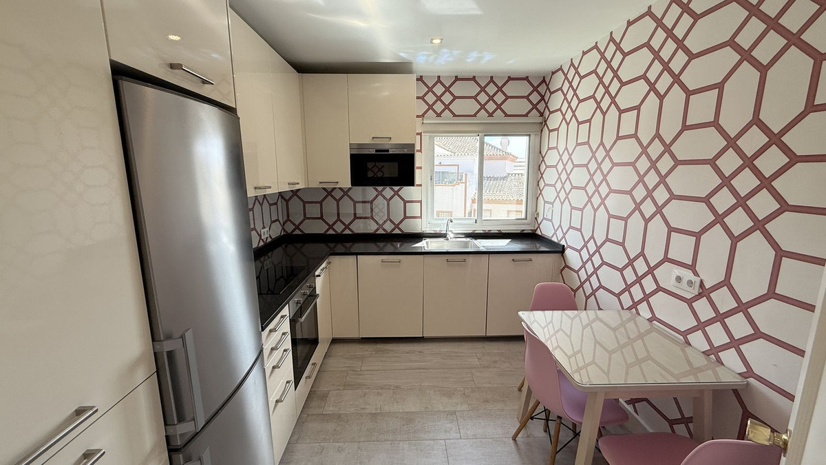 250a4f20421b4f2f99e35330966407b0 - 28