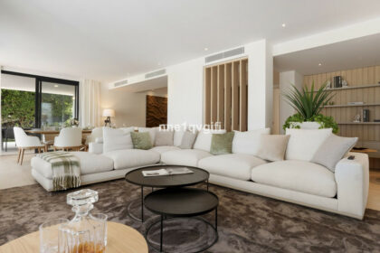 251eeb6e3675fa9dc5552fc7f30e6cf3 - 18