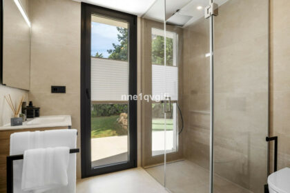 251eeb6e3675fa9dc5552fc7f30e6cf3 - 22